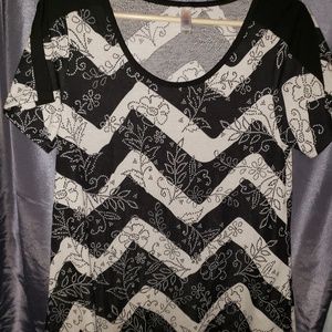 Lularoe top